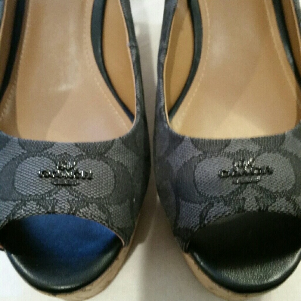 Coach wedge sandle brand new